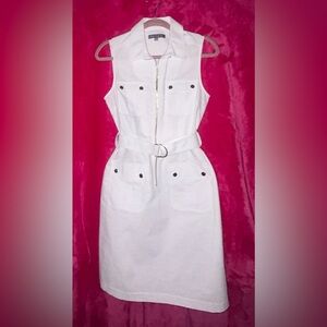 Sharagano White Sleeveless Belted Dress